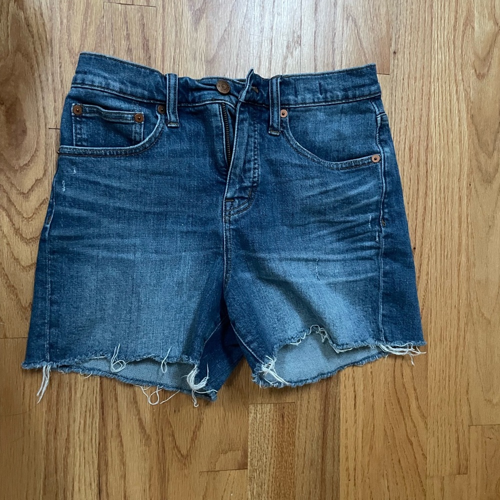 Denim shorts size 26